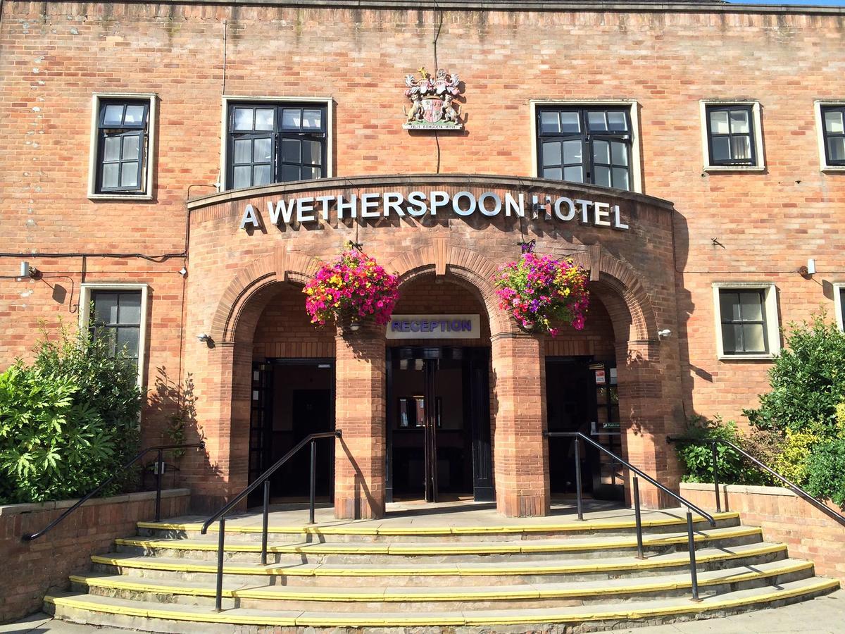 Отель The Brocket Arms Wetherspoon Уиган Экстерьер фото